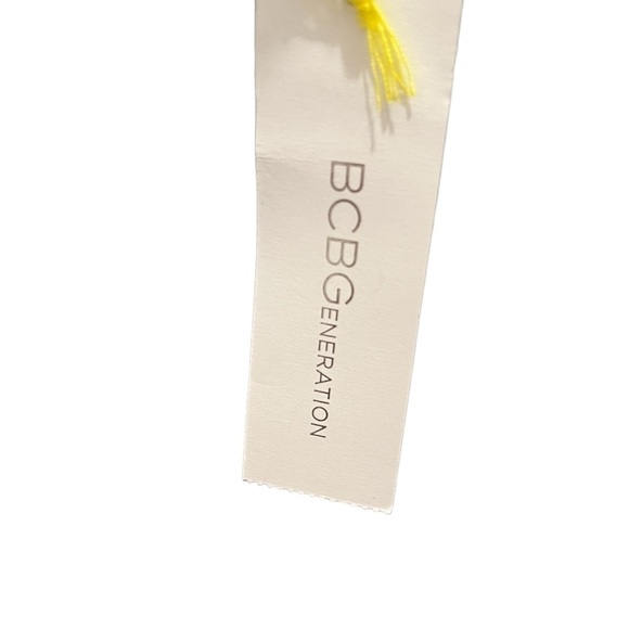 NWT Women’s BCBGeneration Striped Aztec Bohemian Print Wrap - Picture 8 of 8